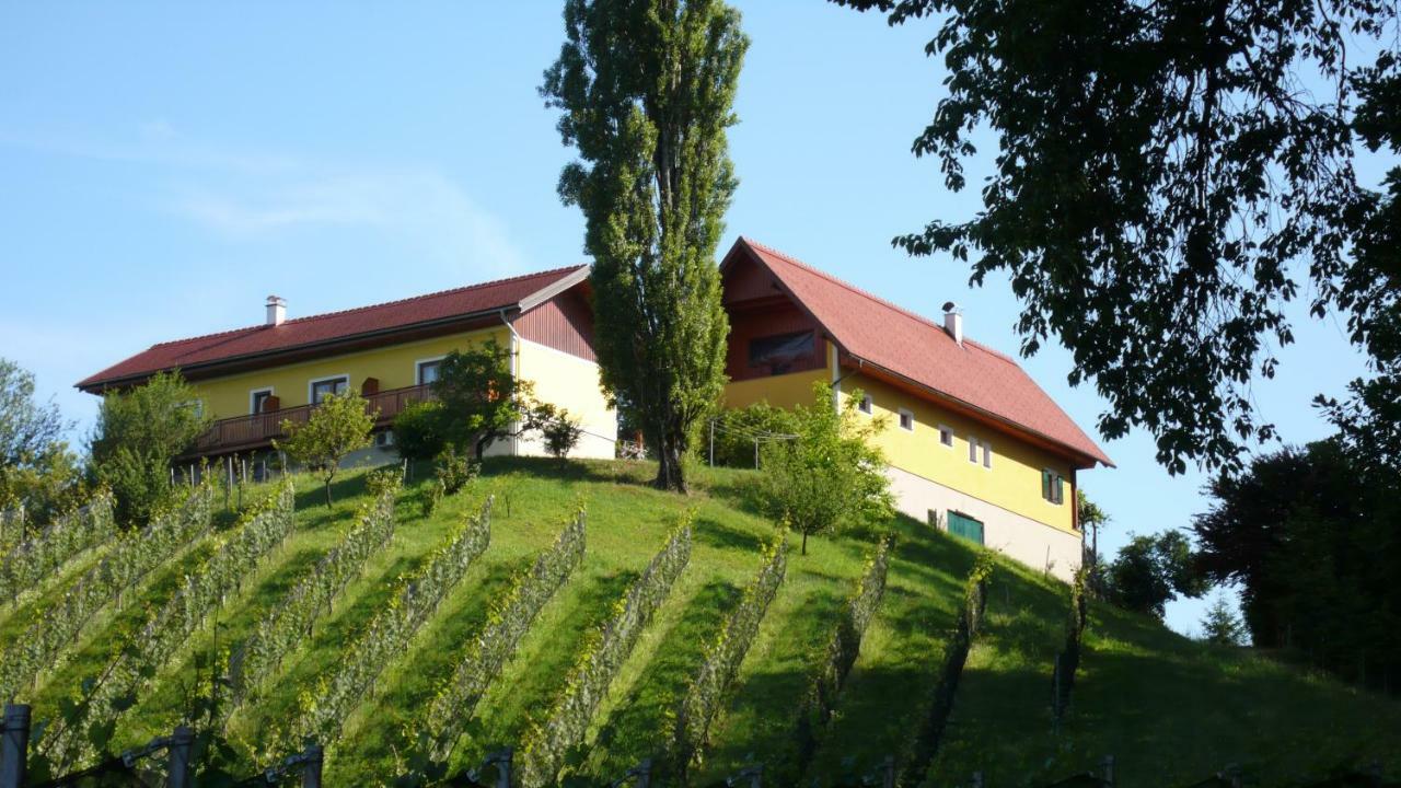 Weingut- Gaestezimmer Marko Leutschach Ngoại thất bức ảnh